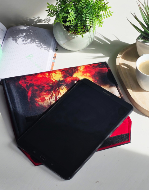Etui na czytnik i tablet- Feniks Etui na czytnik i tablet- Feniks